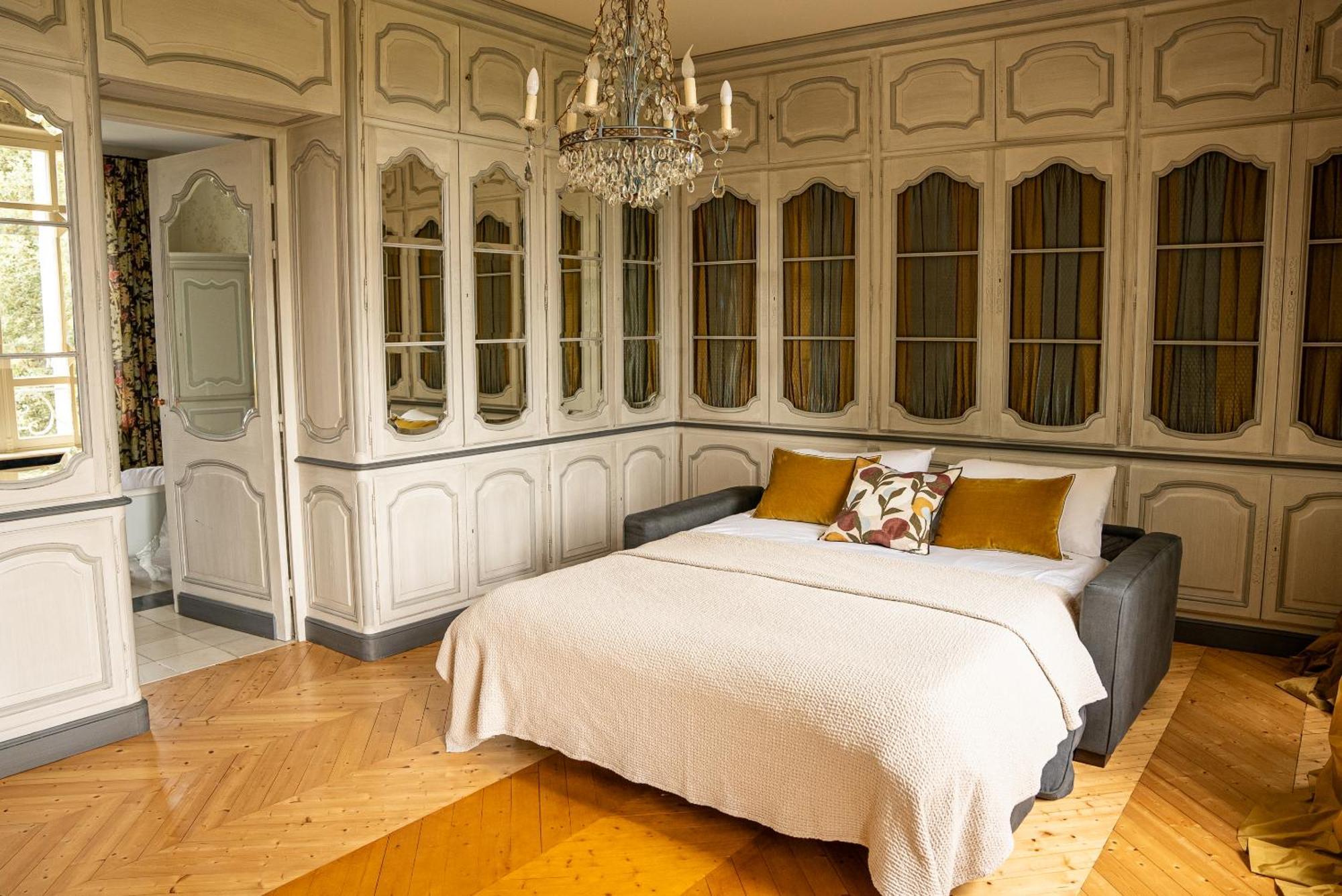 Chateau De Lussac Lussac  Værelse billede